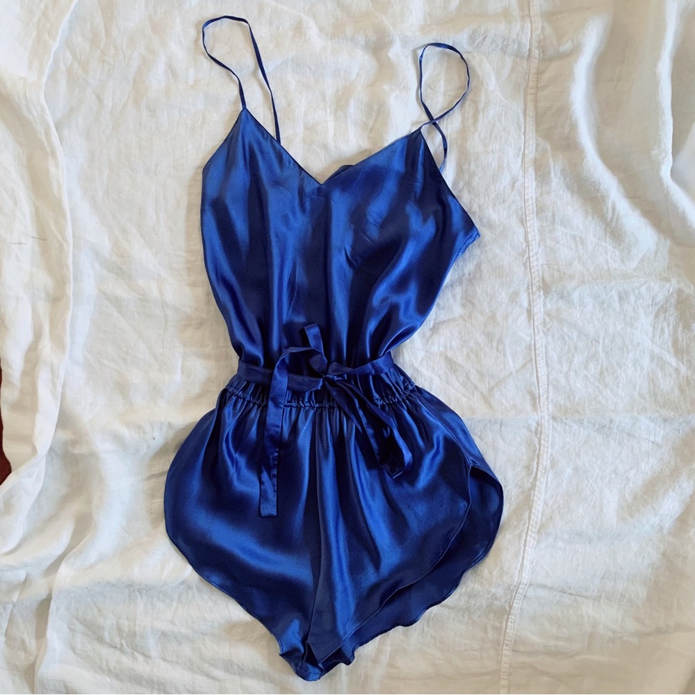 Vintage 80’s 90’s Victoria’s Secret Blue 100% Silk Romper Bodysuit Sz M